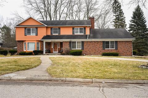 5113 Forest Side Dr, Flint, MI 48532 photo 1