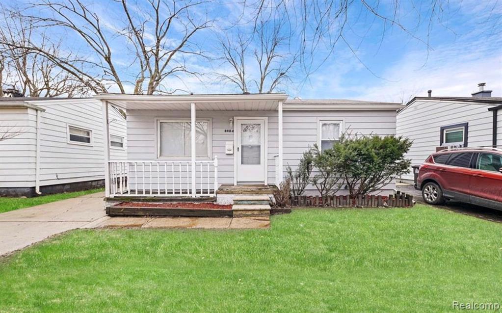8084 Oak St, Taylor, MI 48180 MLS 2200027439