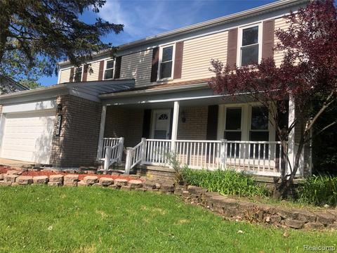 2065 W Roundtable Dr, Canton, MI 48188 photo 1