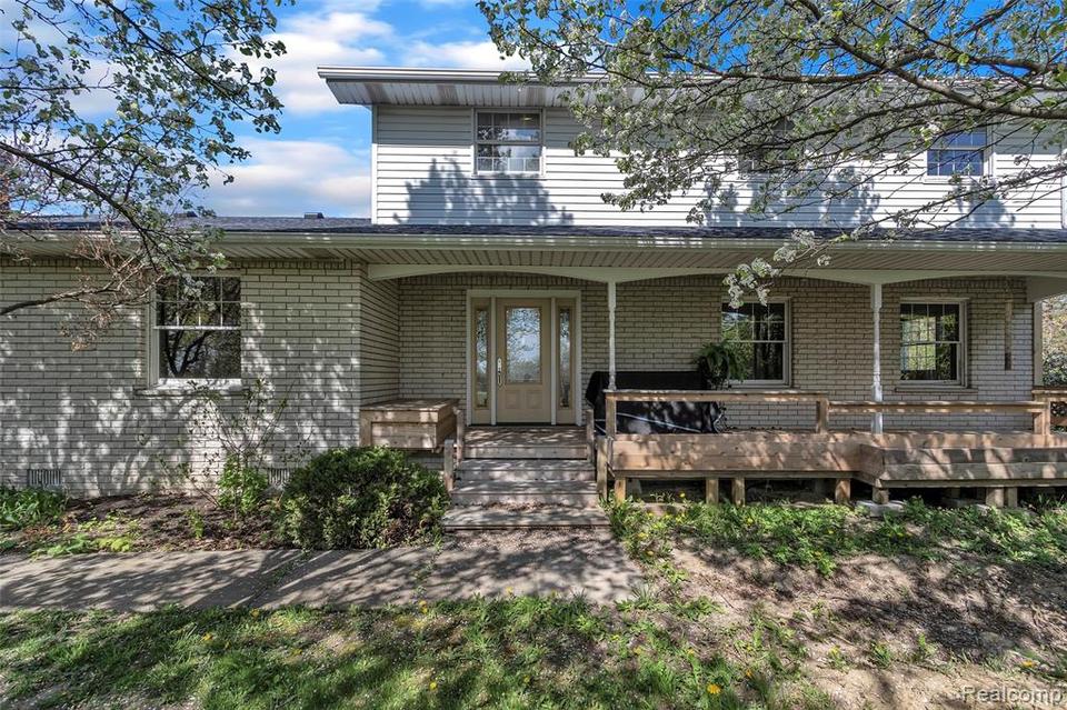 9355 Grafton Rd, Carleton, MI 48117 Movoto