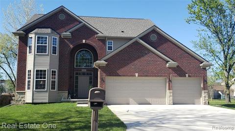 72 Arthur Dr, Troy, MI 48083 photo 1