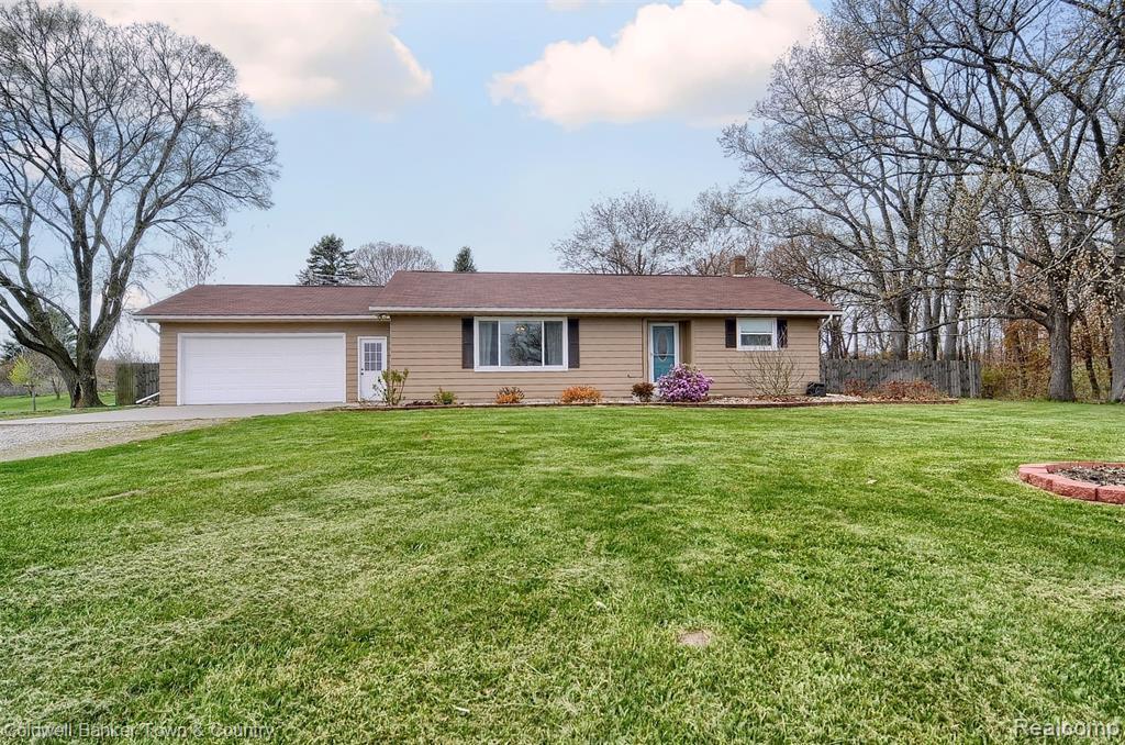 15980 M36, Pinckney, MI 48169 MLS 2200036039