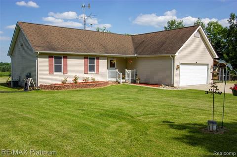 5331 Clyde Rd, Howell, MI 48855 photo 1