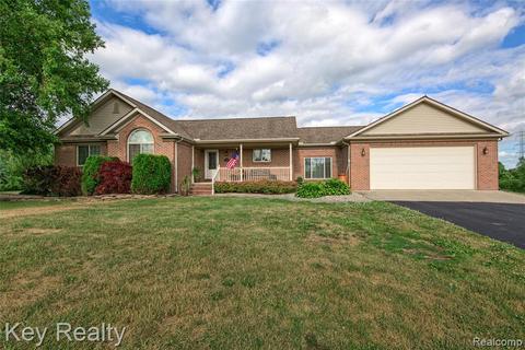 12936 Pine Ridge Dr, Carleton, MI 48117 photo 1