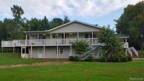 9400 Ruby Rd, Holly, MI 48442 photo 1