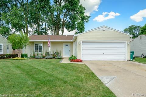 28046 Riverbridge Dr, Romulus, MI 48174 photo 1
