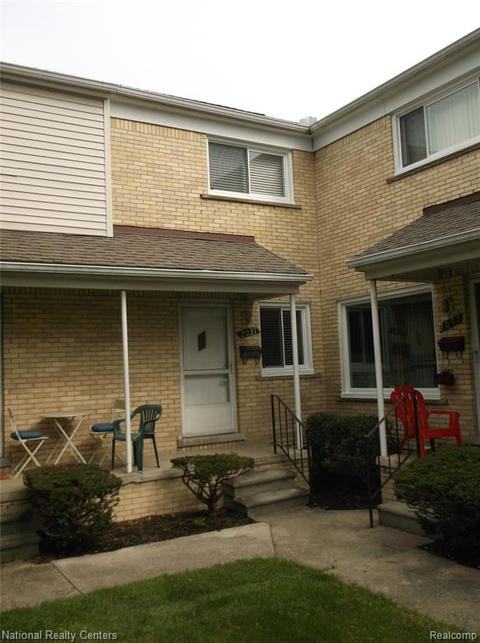 2037 E Maple Rd, Birmingham, MI 48009 photo 1