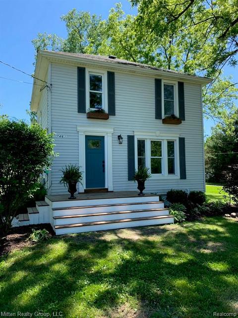 7461 W Coldwater Rd, Flushing, MI 48433 photo 1