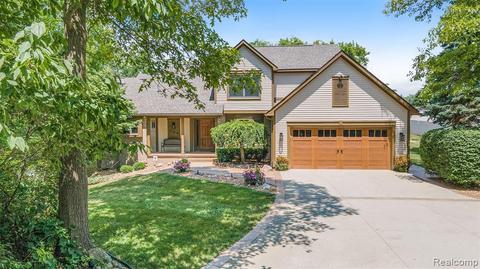 699 E Davis Rd, Howell, MI 48843 photo 1