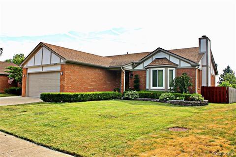 46875 Morningside Dr, Macomb, MI 48044 photo 1