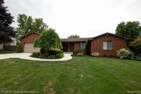 3143 Beechtree Ln, Flushing, MI 48433 photo 1