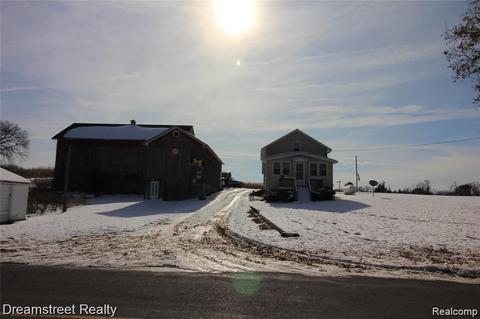 1359 Maplegrove Rd, Jackson, MI 49201 photo 1