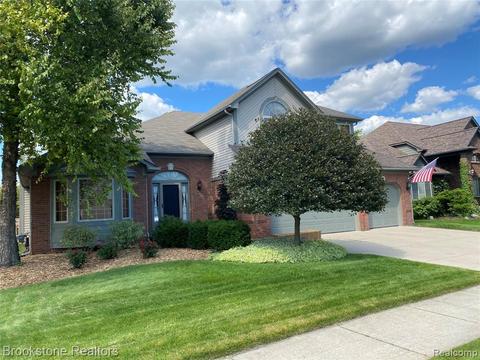 19933 Sycamore, Macomb, MI 48044 photo 1