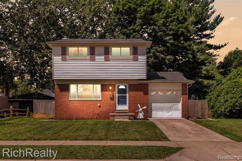4820 Walker St, Wayne, MI 48184 photo 1