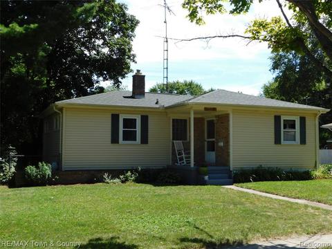506 Labian Dr, Flushing, MI 48433 photo 1