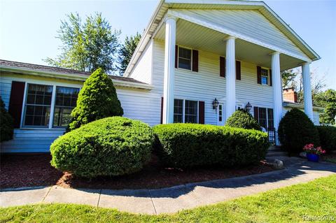 9032 E Bristol Rd, Davison, MI 48423 photo 1