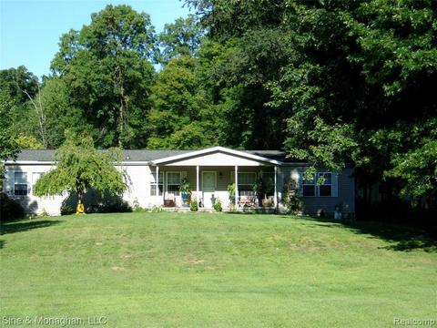 9020 Marsh Rd, Clay, MI 48001 photo 1
