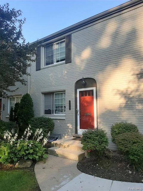 645 Graefield Ct, Birmingham, MI 48009 photo 1