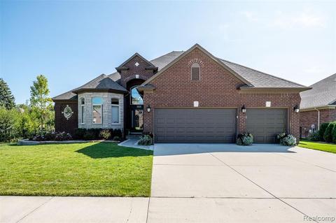 21740 Emanuel Dr, Macomb, MI 48044 photo 1