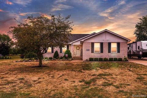 4499 E Dunbar Rd, Monroe, MI 48161 photo 1