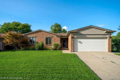 15523 Winterpark Dr, Macomb, MI 48044 photo 1