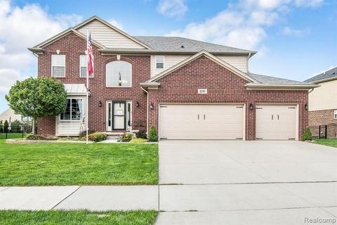 22161 Danielle Dr, Macomb, MI 48042 photo 1