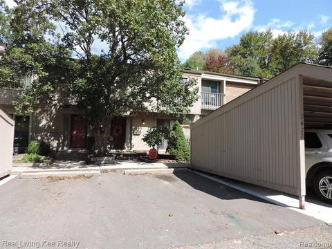 1422 Oakbrook E, Rochester Hills, MI 48307 photo 1