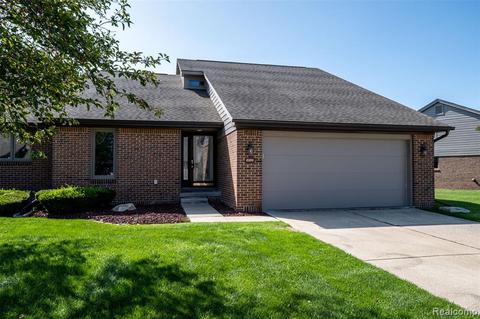 45910 E Meadows Cir, Macomb, MI 48044 photo 1