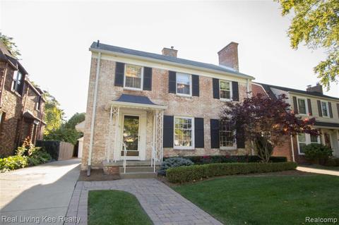 279 Mcmillan Rd, Grosse Pointe, MI 48236 photo 1
