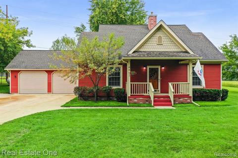 4463 Byron Rd, Howell, MI 48855 photo 1