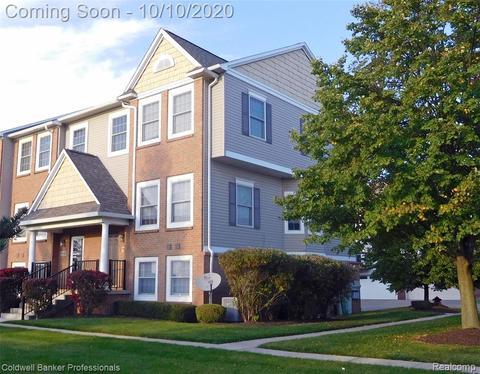 714 Eagle Dr, Fenton, MI 48430 photo 1
