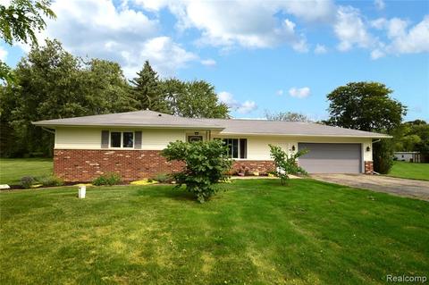 6083 Torrey Rd, Flint, MI 48507 photo 1