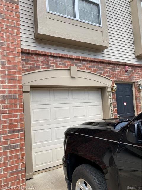 47683 Ormskirk Dr, Canton, MI 48188 photo 1
