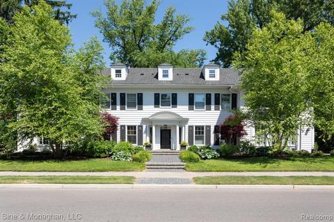 487 Rivard Blvd, Grosse Pointe, MI 48230 photo 1