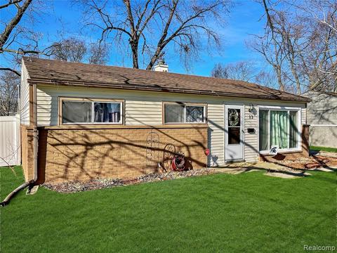 13 Lyons Dr, Troy, MI 48083 photo 1