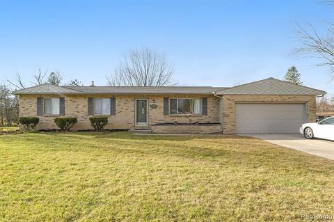 5457 River Ridge Dr, Flushing, MI 48433 photo 1