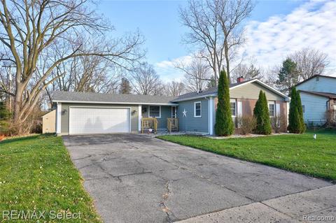 1414 Hillside Dr, Flint, MI 48532 photo 1