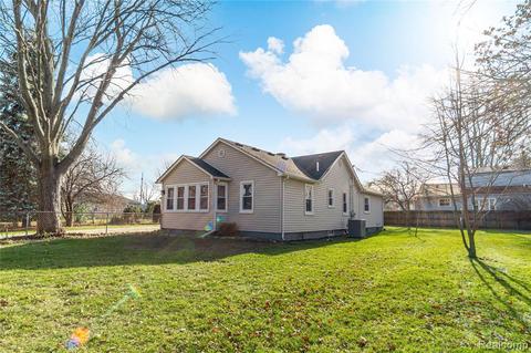 2136 Burdic Dr, Troy, MI 48085 photo 1