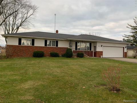 665 Lytle, Harbor Beach, MI 48441 photo 1