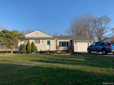 6015 Heyer St, Romulus, MI 48174 photo 1