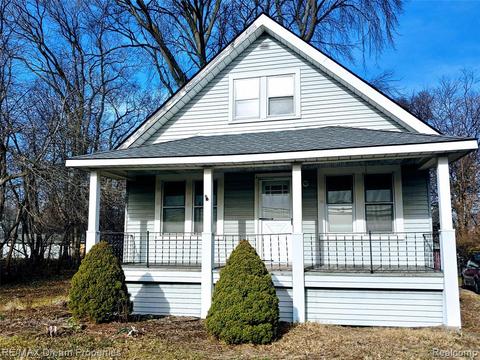 38770 W Huron River Dr, Romulus, MI 48174 photo 1