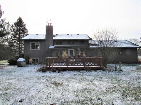 10366 W Potter Rd, Flushing, MI 48433 photo 1