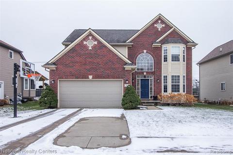 195 Forthton St, Troy, MI 48084 photo 1