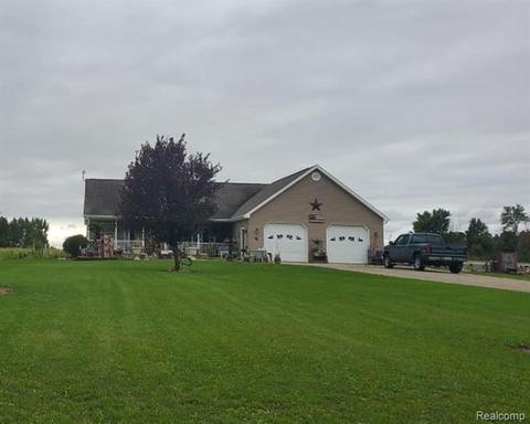 5949 Snover Rd, Decker, MI 48426 photo 1