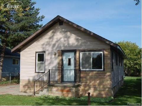3314 Augusta, Flint, MI 48532 photo 1