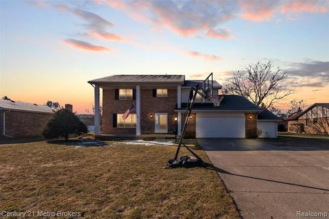 9018 E Lippincott Blvd, Davison, MI 48423 photo 1