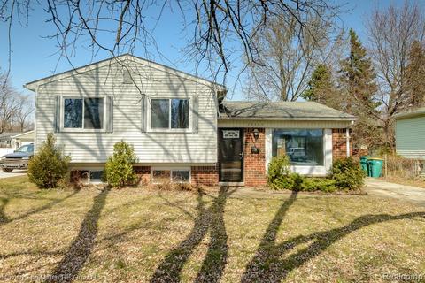 28484 Forest Dale St, Romulus, MI 48174 photo 1