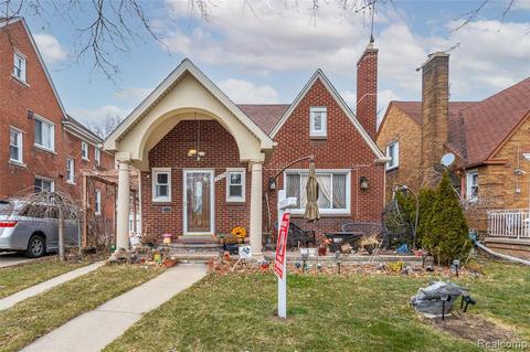 7429 Pinehurst St, Dearborn, MI 48126 photo 1