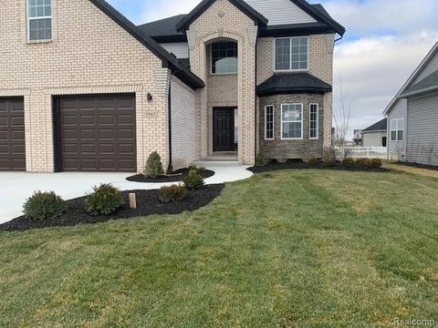 571 Falcon Dr, Dundee, MI 48131 photo 1