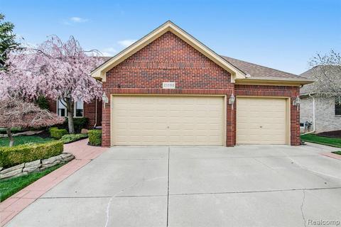 21089 Parkview Dr, Macomb, MI 48044 photo 1